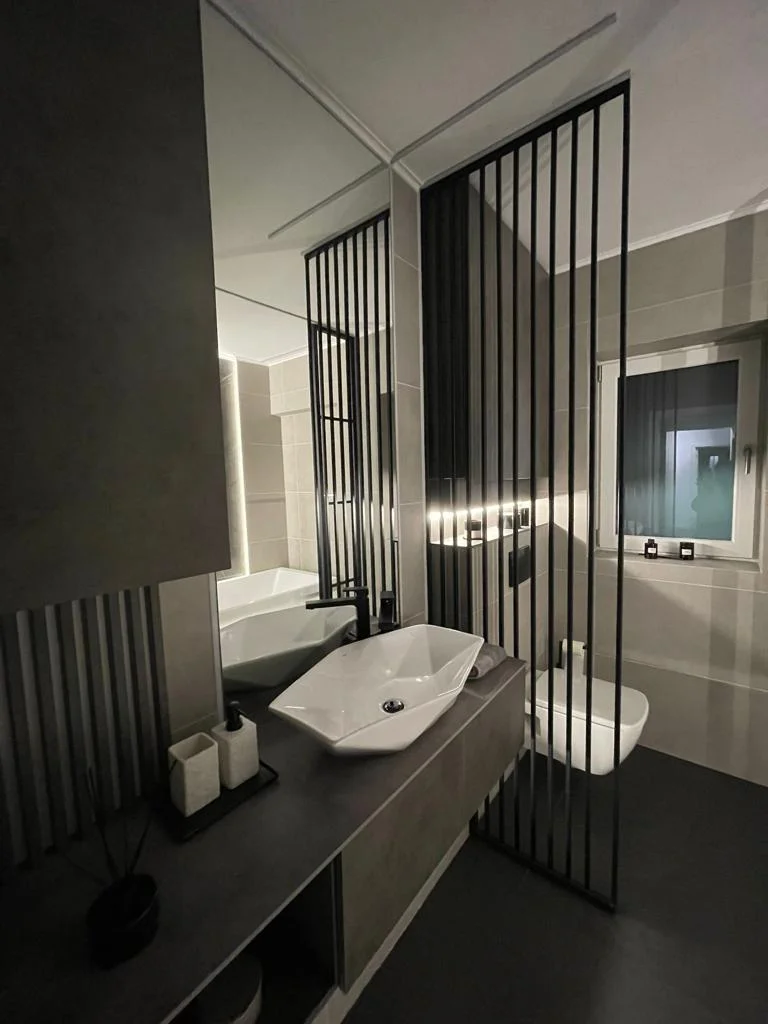 Industrial Glamour - Image 12