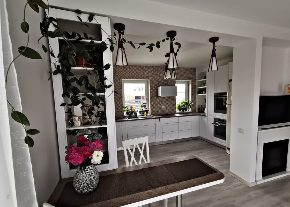 Modern Heritage - Featured
